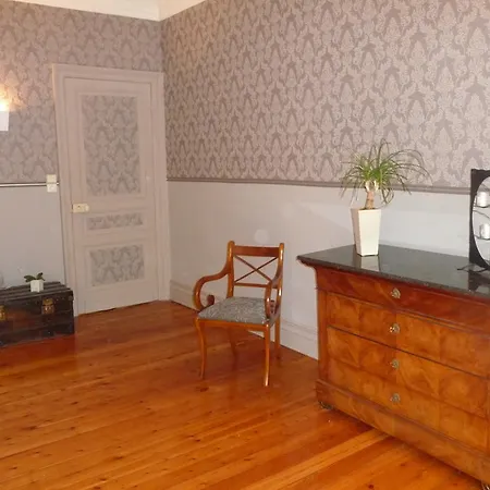 Bed & Breakfast Manoir Les Cedres Corbehem